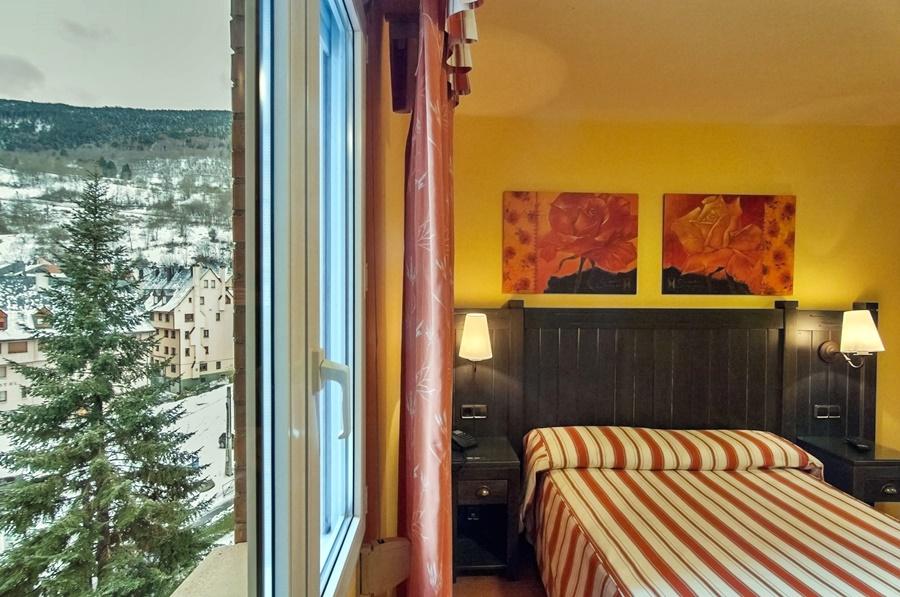 Hotel Viella Esterno foto