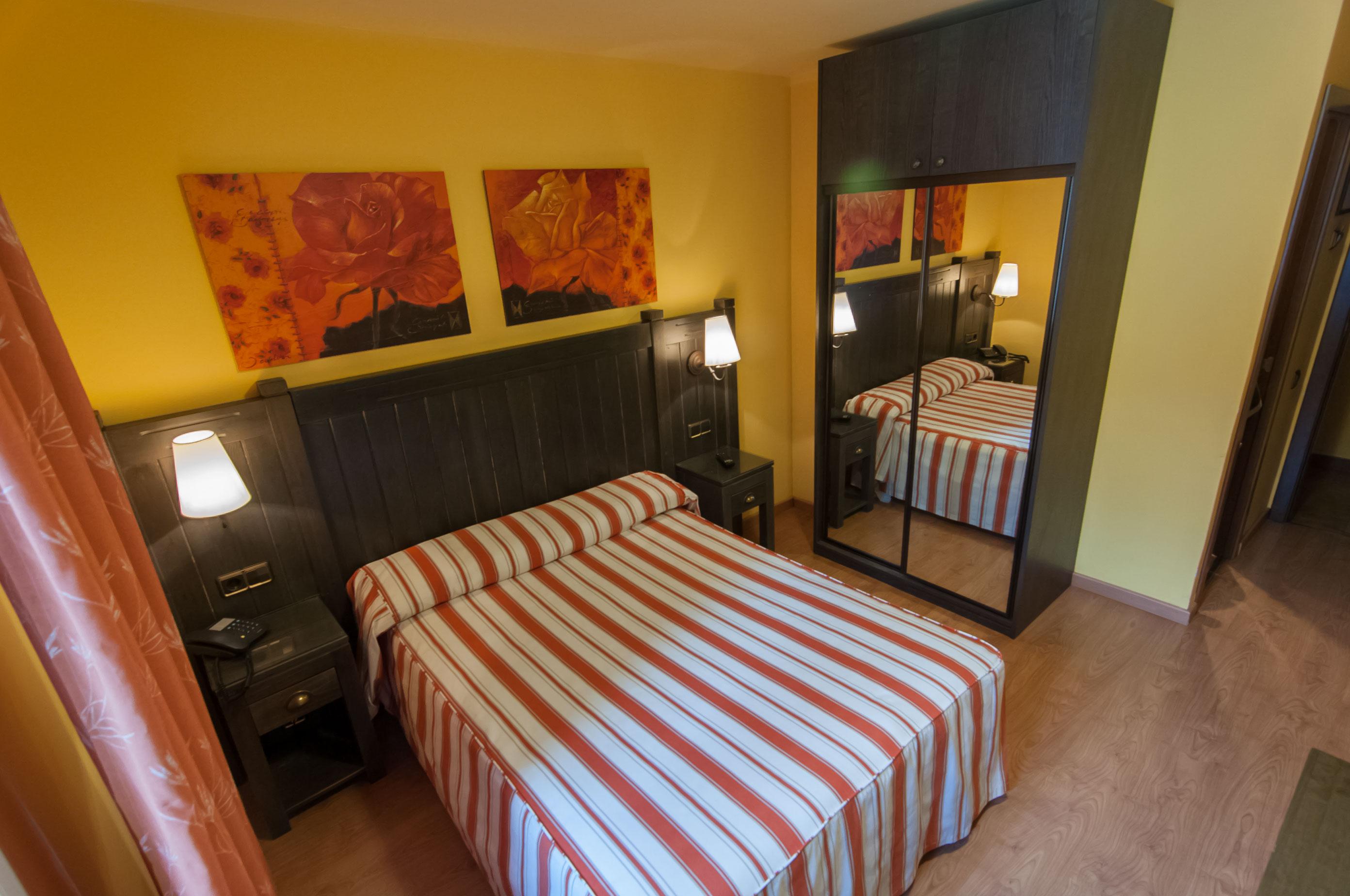 Hotel Viella Esterno foto