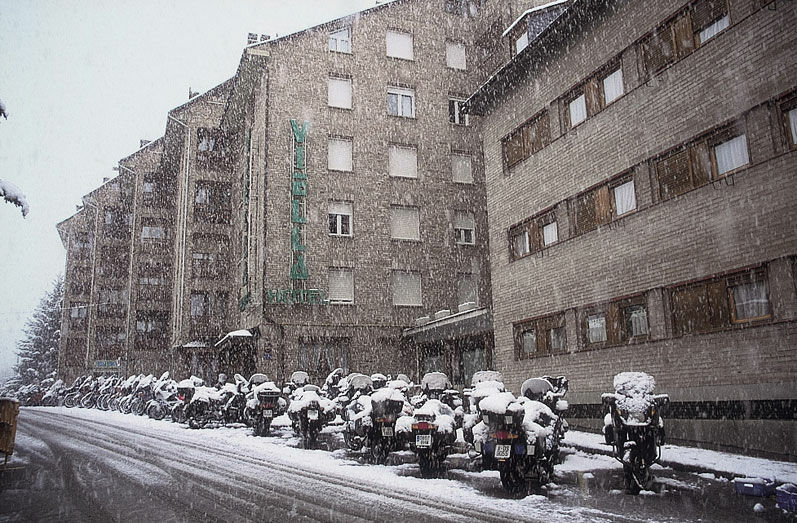 Hotel Viella Esterno foto